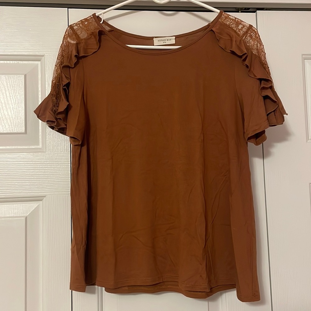 Sophie Rue brown short sleeve shirt. Size M. Great condition. Smoke free